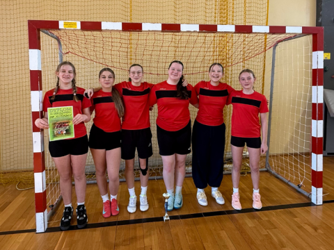 Sukces uczennic z Kluszkowiec w koszykówce